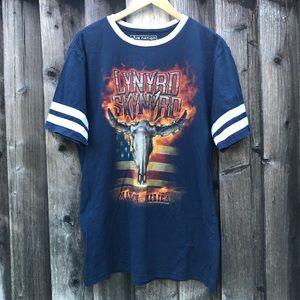 Lynard Skynard concert tee
